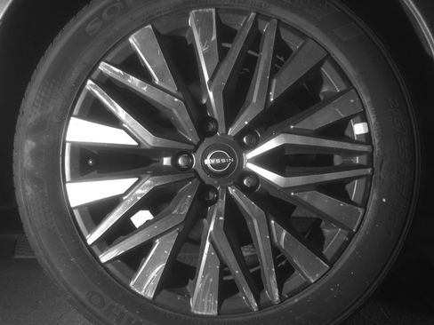 Used 2025 Nissan Altima 2.5 SV image 15