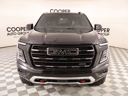 Used 2025 GMC Yukon AT4 Ultimate w/ LPO, Floor Liner Package AWD/4WD image 9
