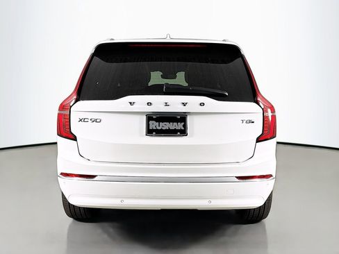 New 2026 Volvo XC90 T8 Ultra w/ Protection Package AWD/4WD image 6