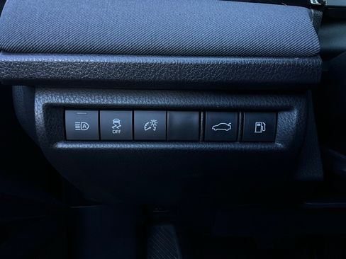 Used 2025 Toyota Camry LE image 21