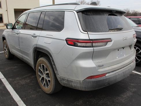 Used 2024 Jeep Grand Cherokee L Limited w/ Luxury Tech Group II image 7