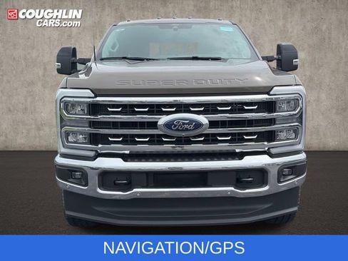 Used 2026 Ford F250 Lariat w/ Lariat Ultimate Package AWD/4WD image 3
