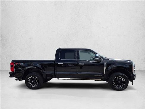 Used 2024 Ford F250 Platinum AWD/4WD image 4