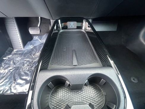 Used 2022 Ford Mustang Mach-E Premium image 15