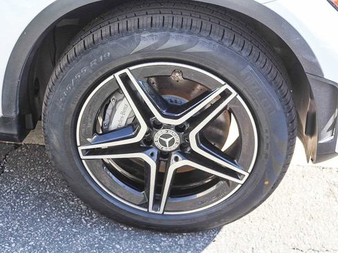 Used 2022 Mercedes-Benz GLC 300 GLC 300 image 9