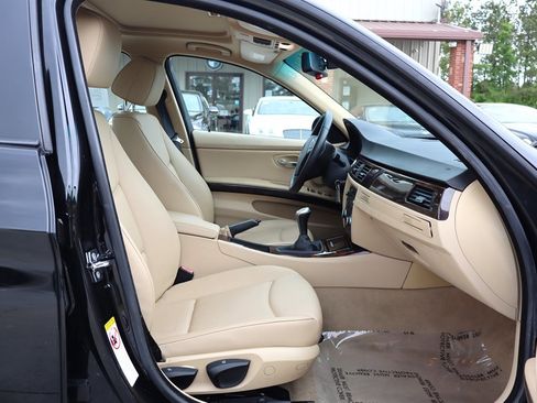 Used 2007 BMW 328xi Sedan AWD/4WD image 16