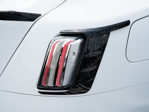 Used 2024 Rolls-Royce Spectre w/ Spectre Launch Package AWD/4WD image 20