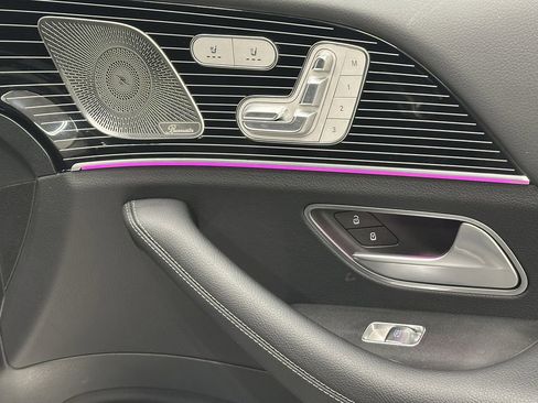 Certified 2025 Mercedes-Benz GLS 450 4MATIC w/ Pinnacle Trim Package image 15