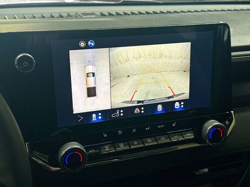 Used 2026 Chevrolet Colorado Trail Boss image 17