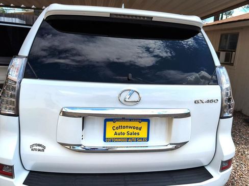 Used 2015 Lexus GX 460 w/ Premium Package image 33