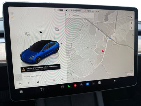 Used 2023 Tesla Model 3 Standard Range image 12