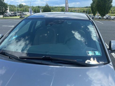 Used 2020 Hyundai Elantra SE FWD image 4