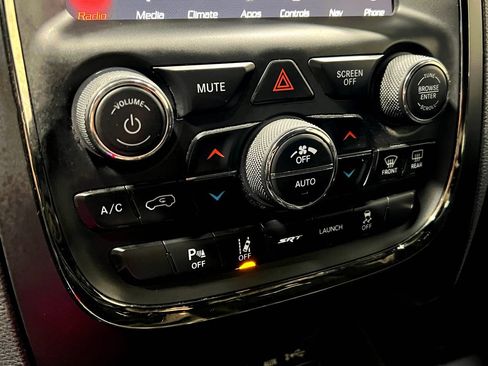 Used 2019 Dodge Durango SRT w/ Technology Group AWD/4WD image 28