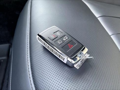 New 2026 Land Rover Range Rover Sport SE image 35