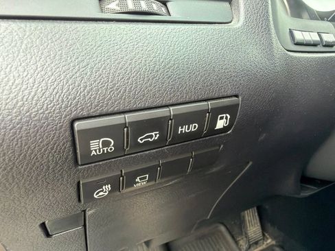 Used 2021 Lexus RX 450h AWD w/ Luxury Package image 28