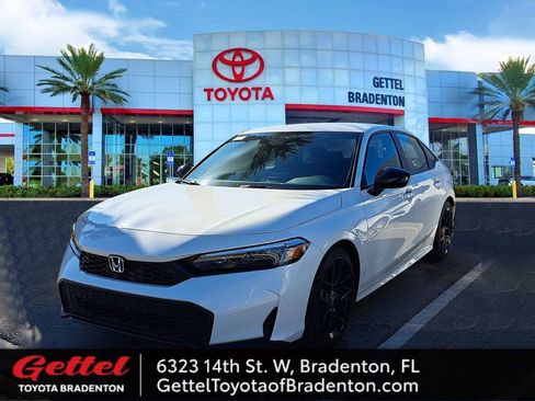 Used 2025 Honda Civic Sport image 1