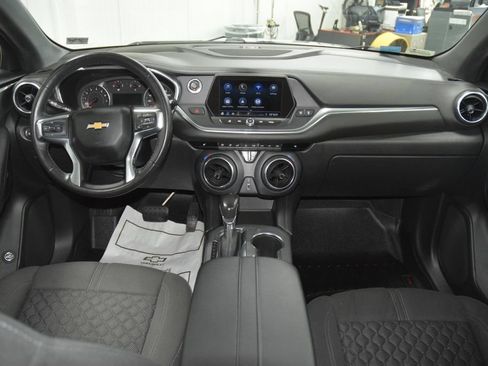 Used 2019 Chevrolet Blazer LT FWD image 29