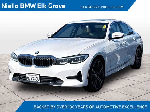 Used 2022 BMW 330i Sedan w/ Premium Package 2 RWD image 1