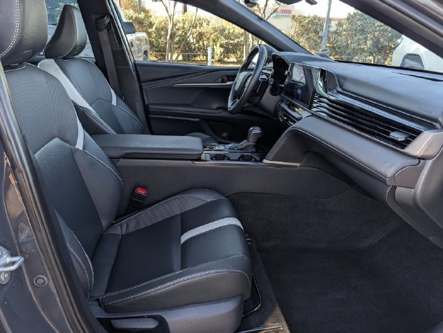 Used 2025 Toyota Camry SE w/ Multimedia Upgrade Package FWD image 32