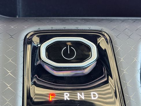 New 2025 Jeep Wagoneer S Limited image 22