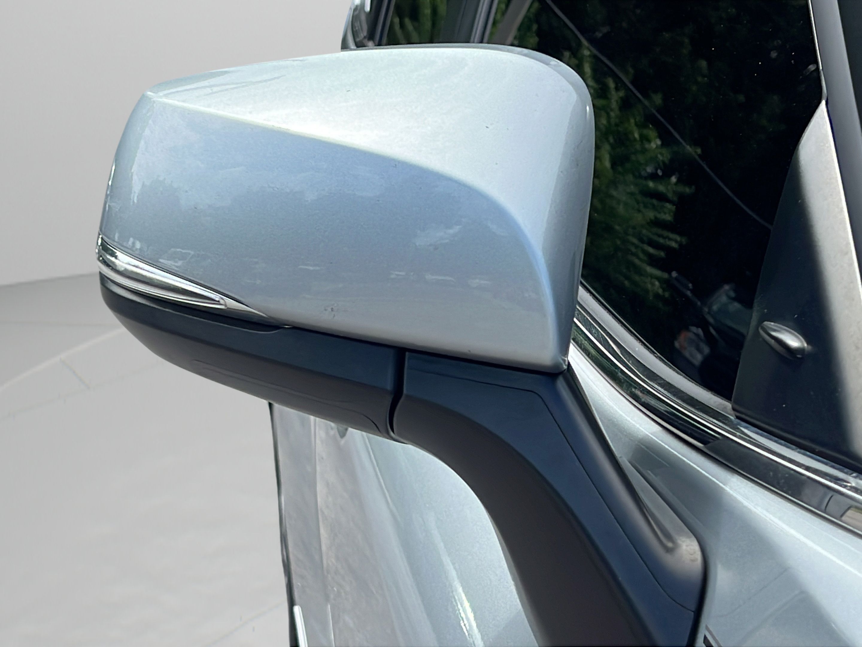 Used 2024 Toyota Highlander XLE FWD image 26
