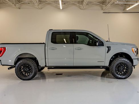 Used 2023 Ford F150 XLT w/ Equipment Group 302A High image 11