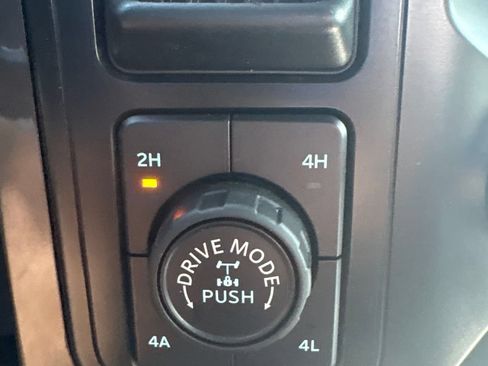 Used 2023 Ford F150 Lariat AWD/4WD image 27