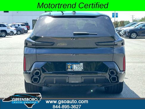 Used 2024 BMW XM AWD/4WD image 5