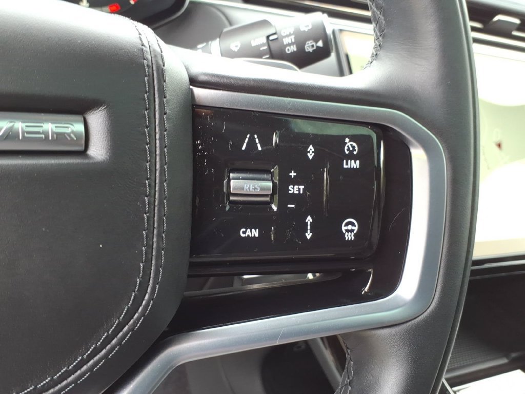Used 2025 Land Rover Range Rover Sport SE AWD/4WD image 21