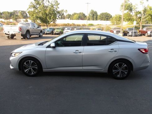 Used 2021 Nissan Sentra SV image 5