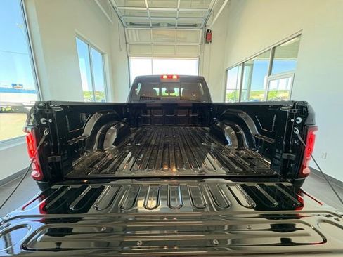 New 2026 RAM 2500 Tradesman AWD/4WD image 33