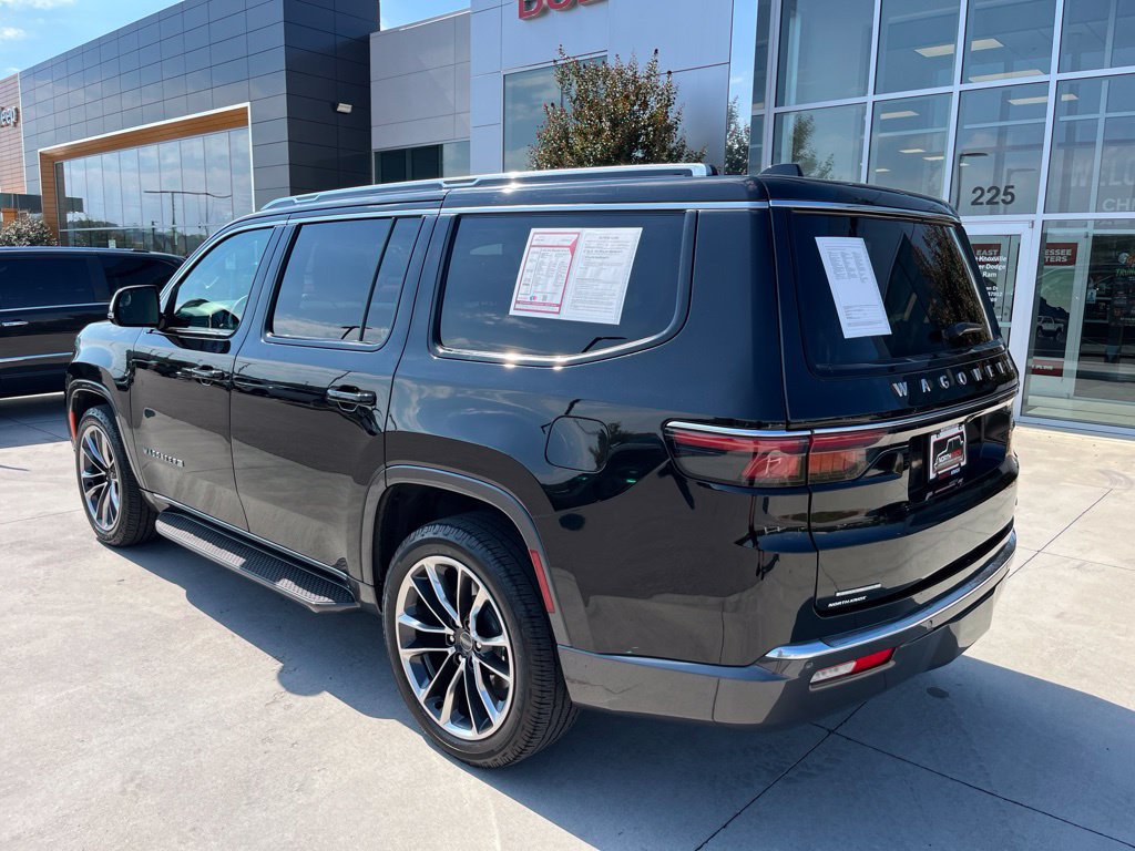 Used 2022 Jeep Wagoneer Series II w/ Premium Group I AWD/4WD image 19