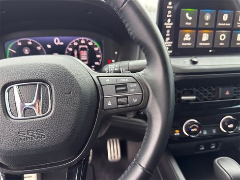 Used 2024 Honda Accord Sport image 12