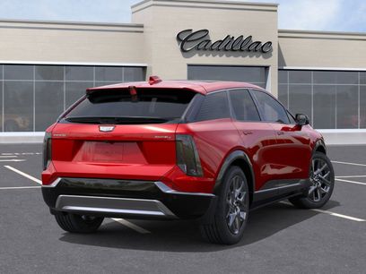 New 2025 Cadillac Optiq Luxury 1