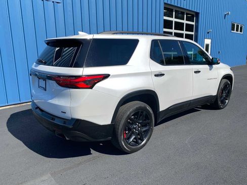 Used 2023 Chevrolet Traverse Premier w/ Redline Edition image 4