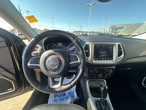 Used 2019 Jeep Compass High Altitude image 10