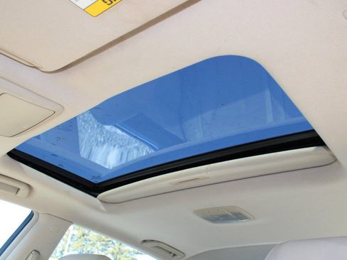 Used 2008 Kia Amanti w/ Leather Pkg image 19