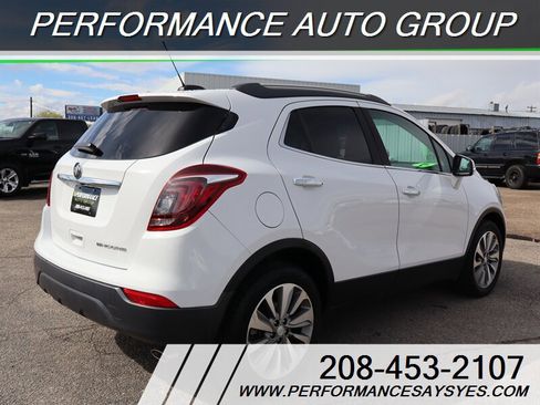 Used 2019 Buick Encore Preferred image 3