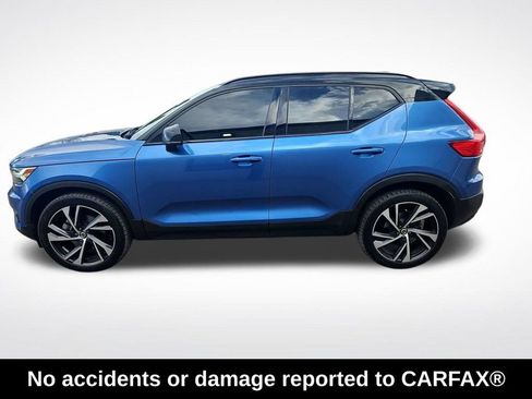 Used 2021 Volvo XC40 T5 R-Design w/ Protection Package AWD/4WD image 3