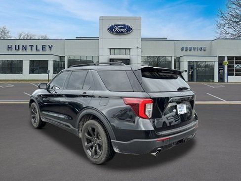 Used 2024 Ford Explorer ST-Line w/ Class IV Trailer Tow Package AWD/4WD image 5