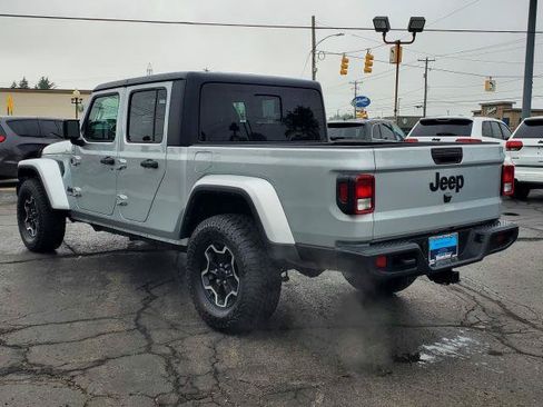 Used 2022 Jeep Gladiator Sport AWD/4WD image 5