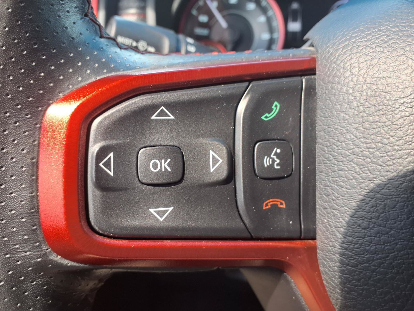 Used 2022 RAM 1500 Rebel AWD/4WD image 18