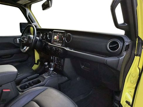 Used 2023 Jeep Wrangler Unlimited Sahara w/ Cold Weather Group image 10