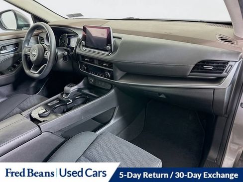 Used 2023 Nissan Rogue SV AWD/4WD image 34
