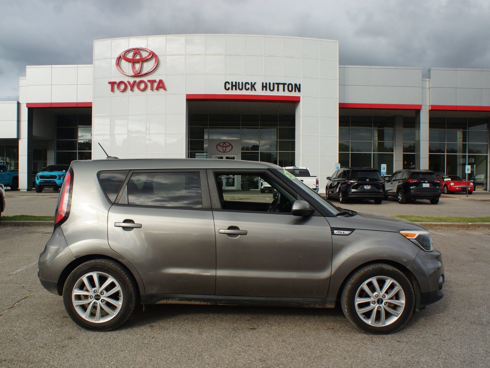 Used 2018 Kia Soul + FWD image 1