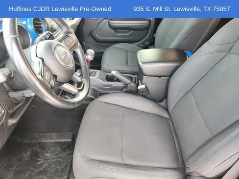 Certified 2019 Jeep Wrangler Sport AWD/4WD image 14