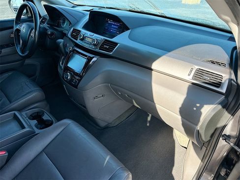 Used 2015 Honda Odyssey EX-L image 29