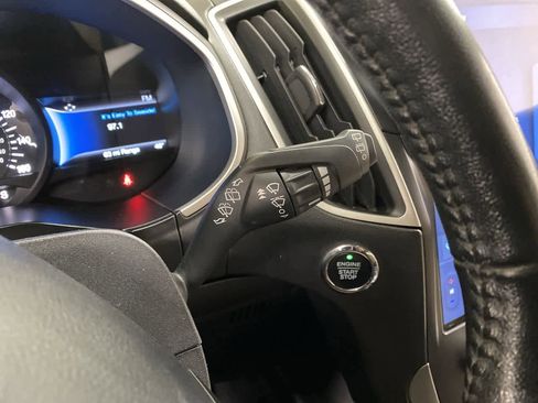 Used 2021 Ford Edge SEL image 23