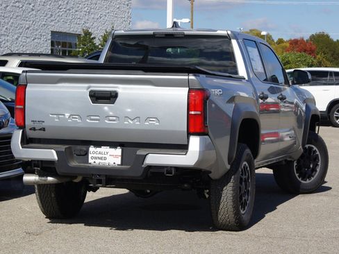 New 2025 Toyota Tacoma TRD Off-Road image 30