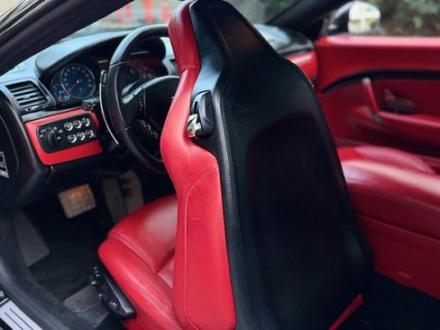 Used 2018 Maserati GranTurismo Sport image 18